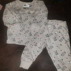 Infant pj's size 3 months